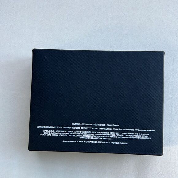 Coach Wallet Size Gift Box and Ribbon - Picture 12 of 13